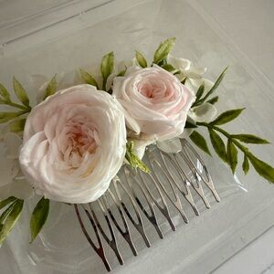 Floral Hair Comb with Pink Roses